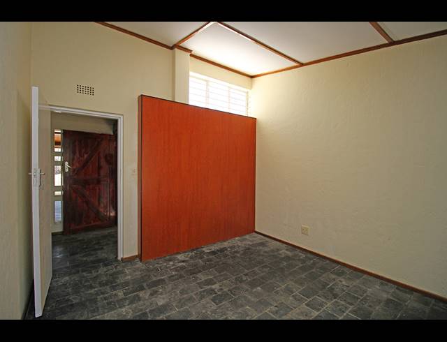 4 BEDROOM HOUSE FOR SALE IN DE WETSHOF